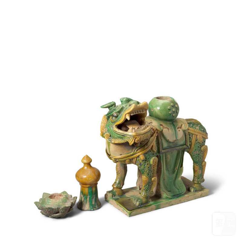 明 素三彩佛獅一件及建築飾件兩件 | A LARGE GLAZED POTTERY CAPARISONED LION AND TWO ARCHITECTURAL ELEMENTS
